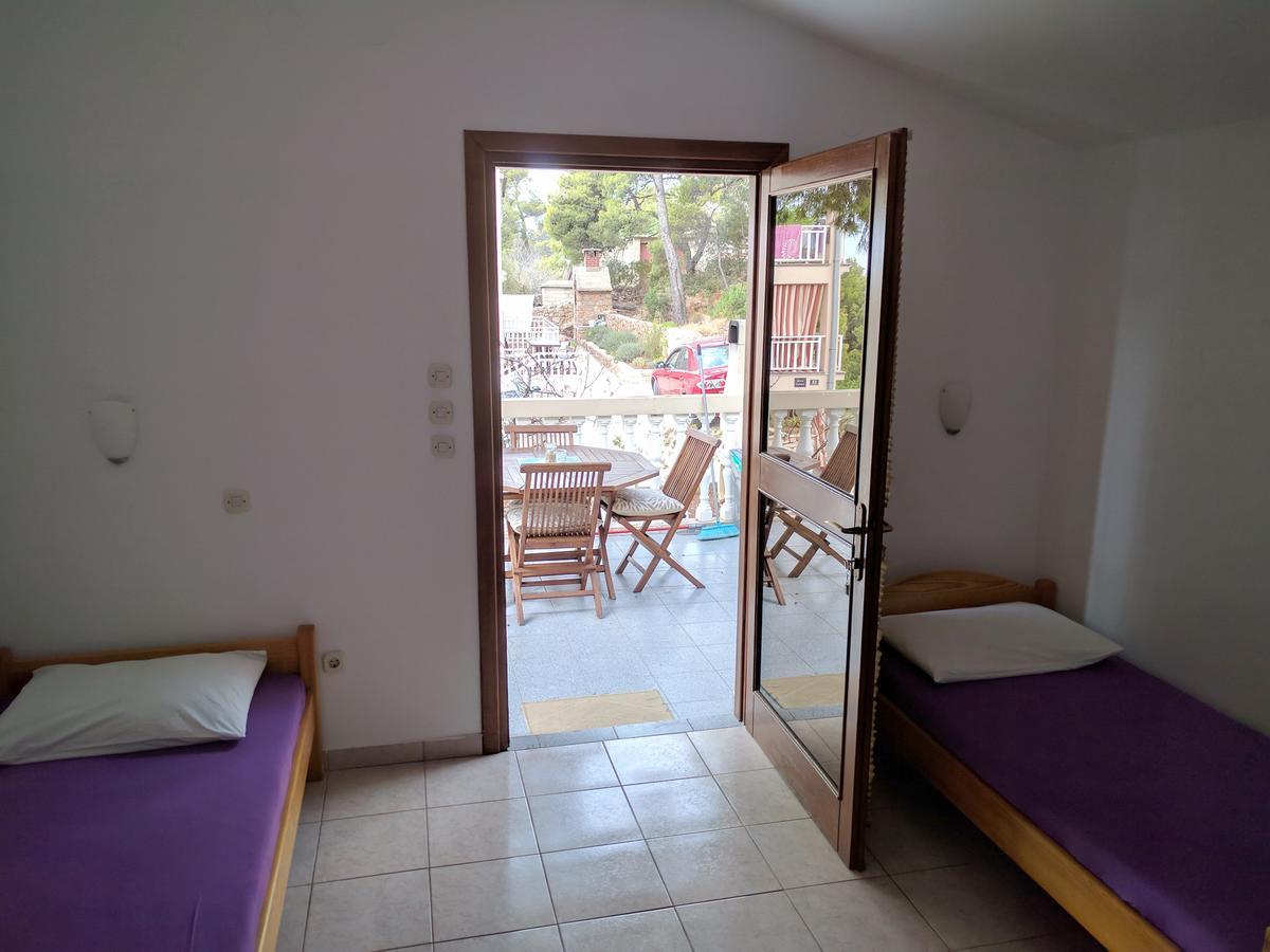Apartmani Anja Sveta Nedelja  Exterior photo
